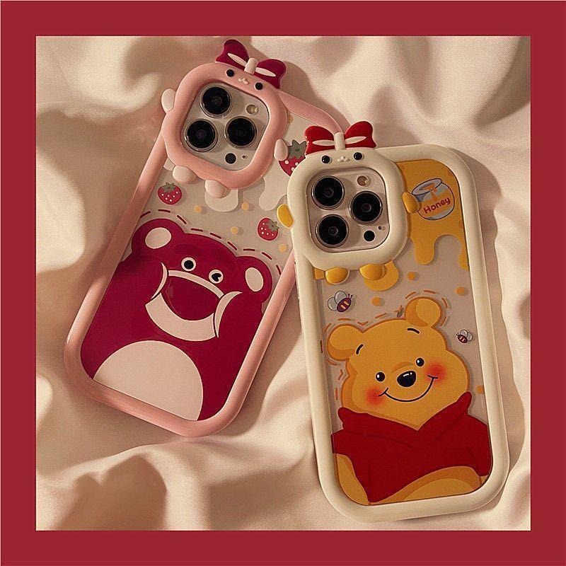 Funda de teléfono con diseño de oso fresa y monstruo pequeño para iPhone 13/12/11/XS/7plus, transparente de TPU.