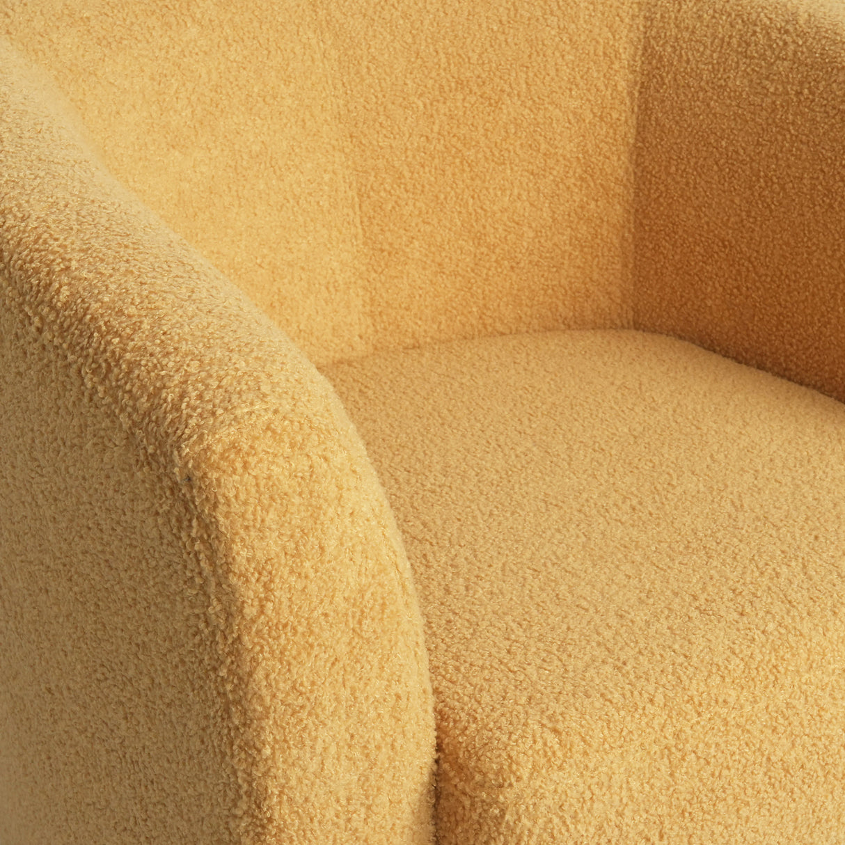 Cortina Fabric Club Chair - V.I.P Digital Presence