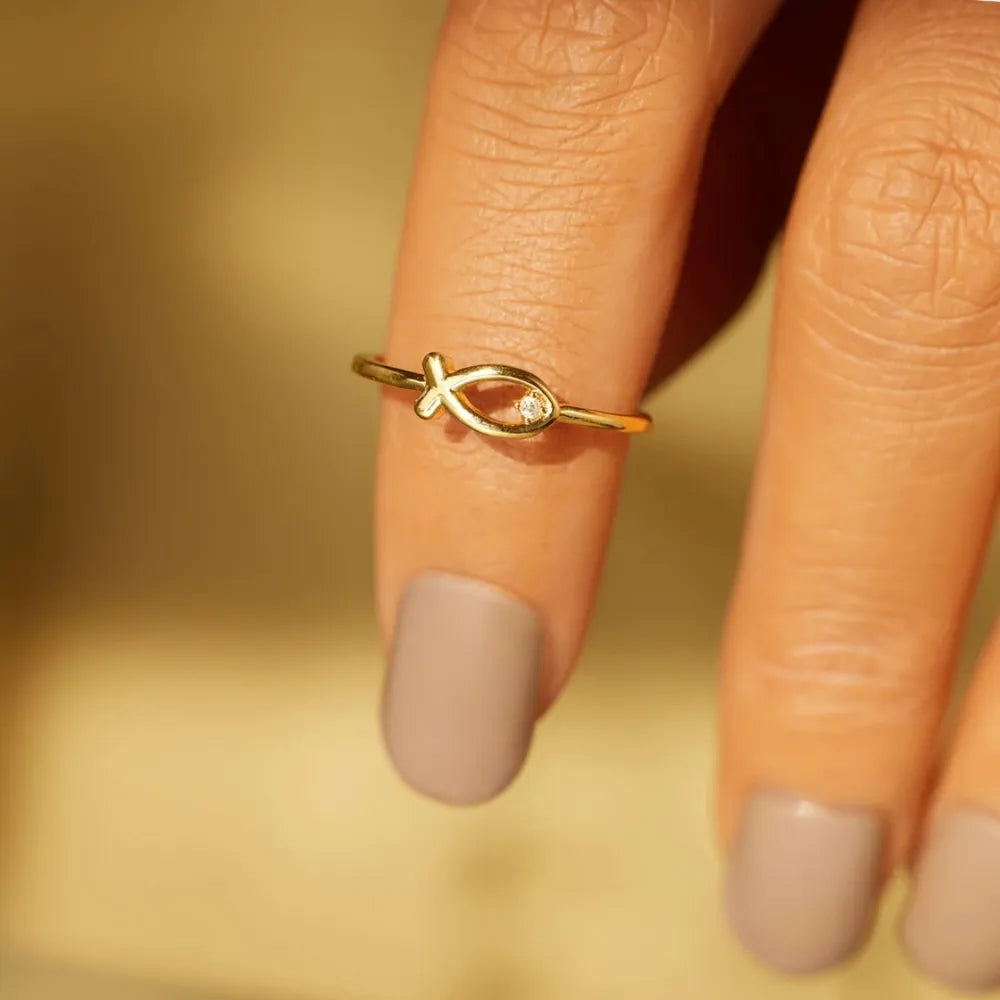 925 Sterling Silver Inlaid Zircon Fish Ring - V.I.P Digital Presence