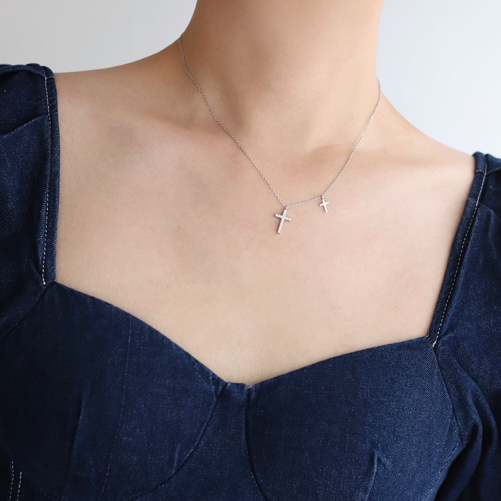 Full diamond hip-hop fashion cross necklace with micro inlaid collarbone chain titanium steel silver non fading women's style - V.I.P Digital Presence