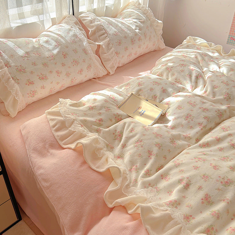 Princess style milk velvet bed four piece set, winter thick double-sided velvet duvet cover with velvet bed sheet bedding - V.I.P Digital Presence