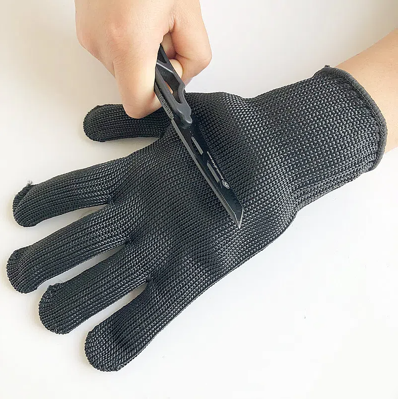 Strengthen the protection of anti cutting gloves, including strong anti knife cutting, self-protection, anti glass scratch, and anti knife cutting gloves, with a level of 5 - V.I.P Digital Presence