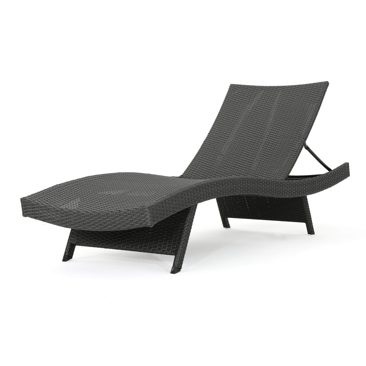 SALEM PE WICKER CHAISE LOUNGE - V.I.P Digital Presence