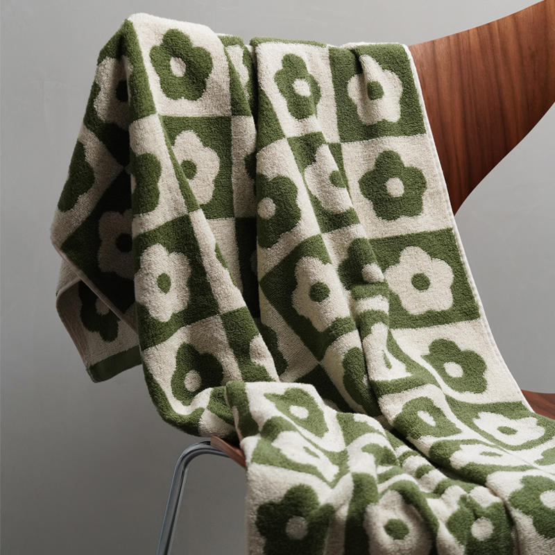 Plaid Series Towel Bath Towel Cherry Blossom Absorbent Facial Towel - V.I.P Digital Presence