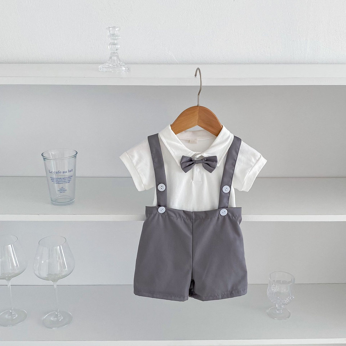 Summer baby hoodie tie suspender shorts two-piece set for gentlemen's one month and one year old dress suspender pants - V.I.P Digital Presence