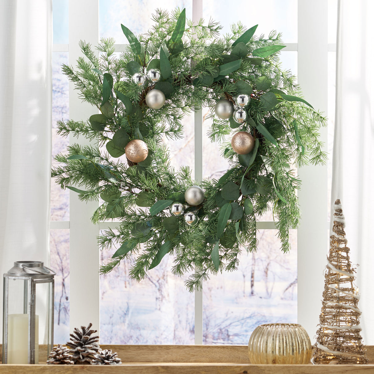 22" BERRY/EUCALYPTUS/PINECONE WREATH - V.I.P Digital Presence