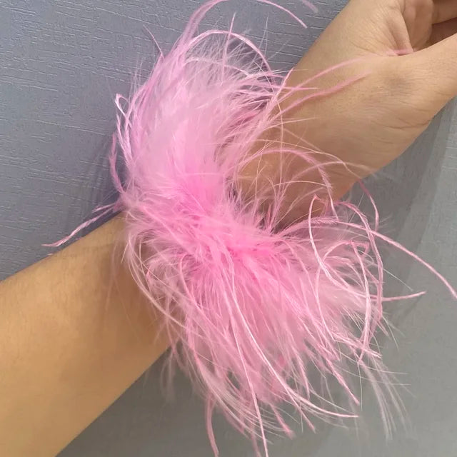 Real Ostrich feather cuff plumes bracelet for women white Cuffs pens Shirt with feathers girls fur cuffs ornament boa plume - V.I.P Digital Presence