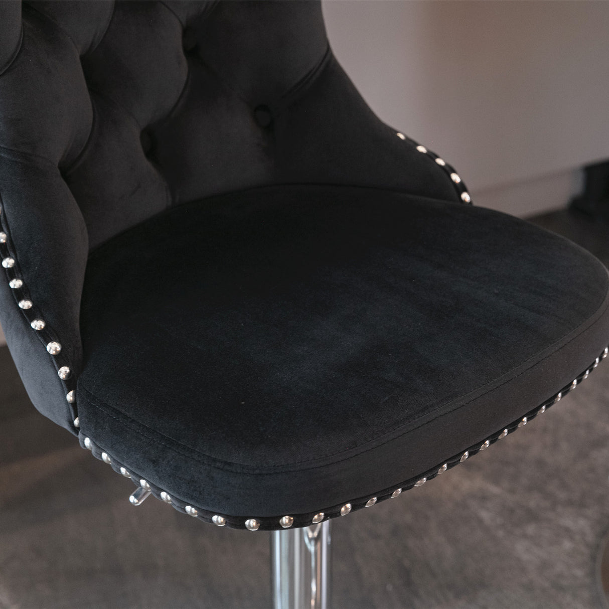 25-33 Inch, Modern Upholstered Chrome base Bar Stools with Back Comfortable Tufted for Home Pub and Kitchen Island(Black,Set of