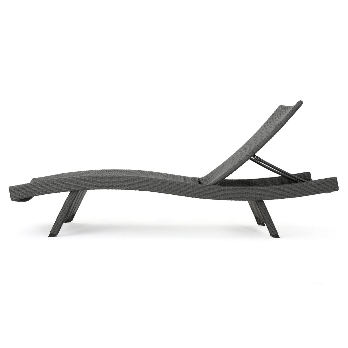 SALEM PE WICKER CHAISE LOUNGE - V.I.P Digital Presence
