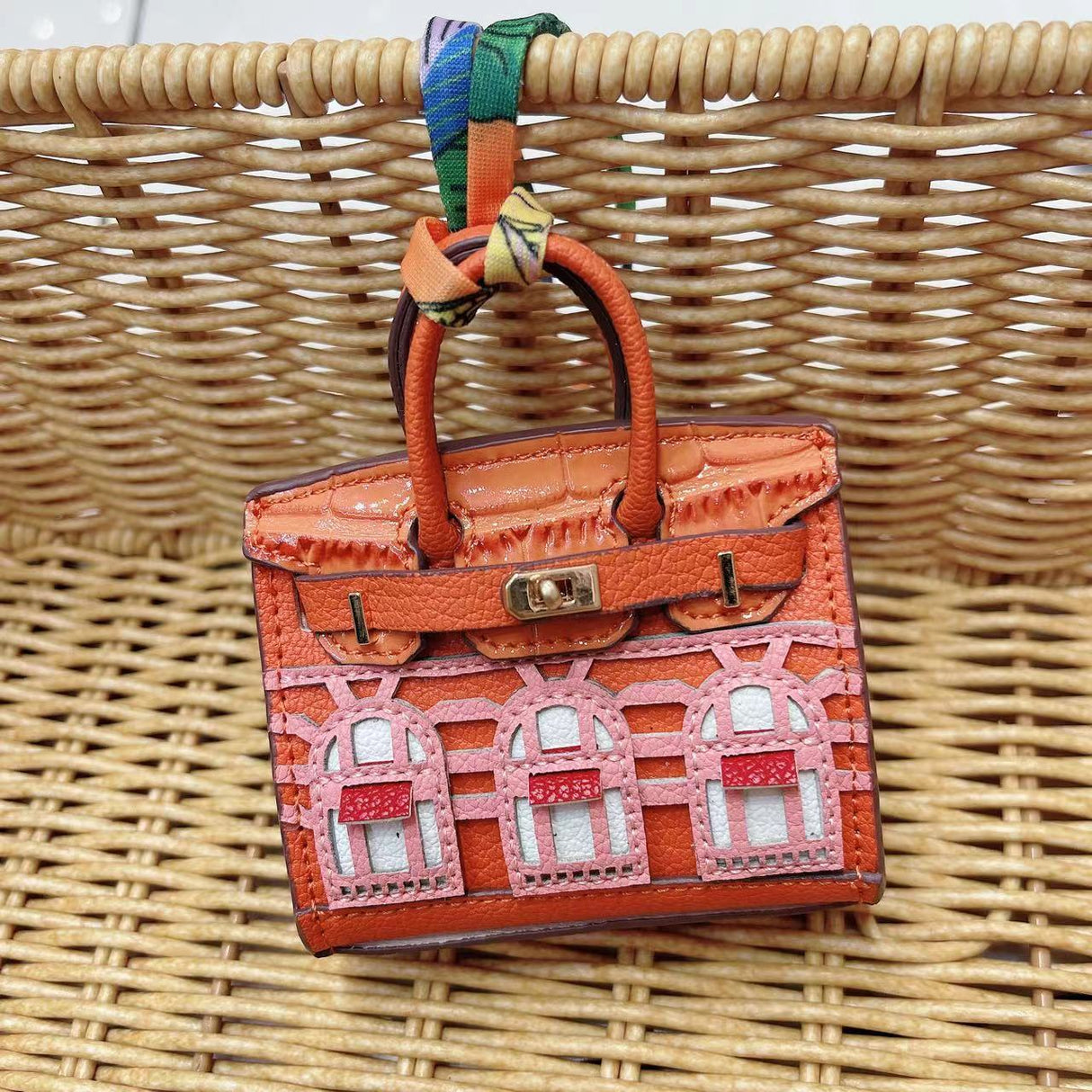 Small house bag mini window pendant headphone bag lipstick car key backpack backpack decoration - V.I.P Digital Presence