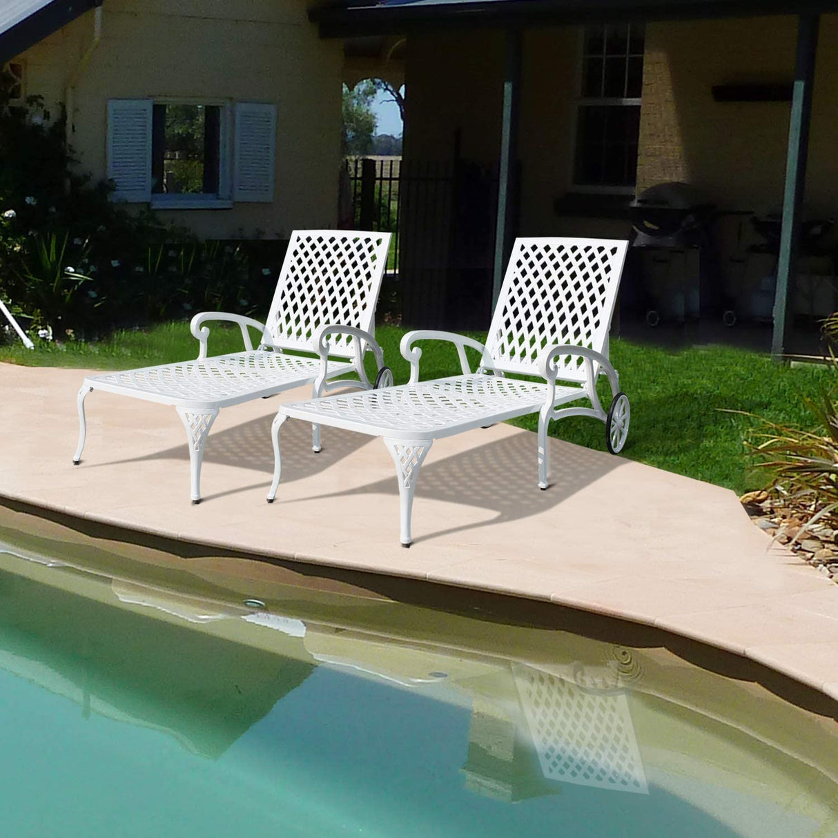 Aluminium Cast lounge chair 1pcs white - V.I.P Digital Presence