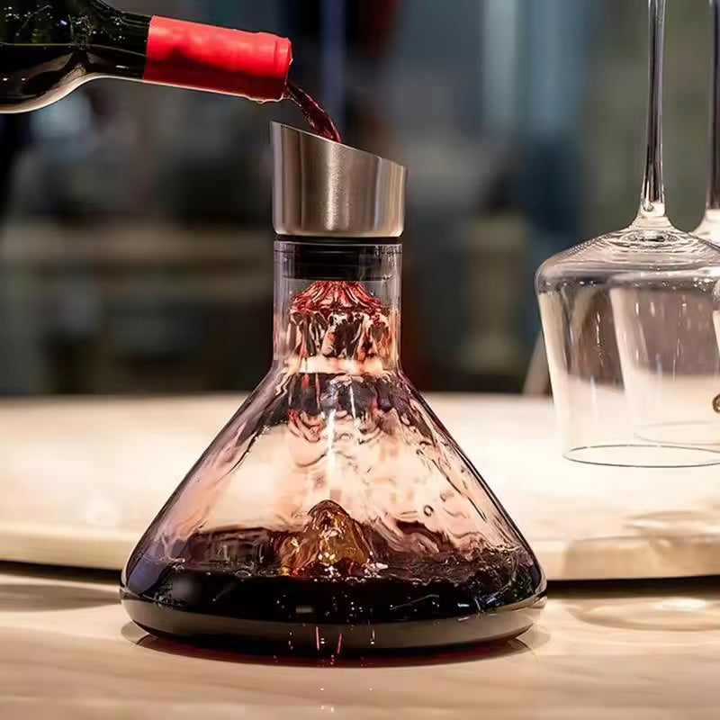 1500ML Hand - blown Crystal Wine Decanter with Built - in Aerator Pourer, ideal for red wine. - V.I.P Digital Presence