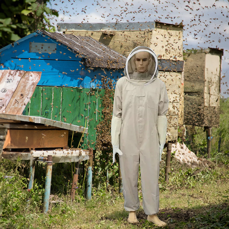 1 Set of Professional Ventilated Full - Body Beekeeping Suit with Gloves - V.I.P Digital Presence