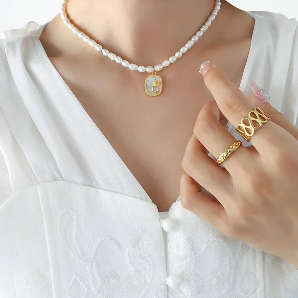 French Baroque freshwater pearl chain oval plate inlaid with zircon colored shell relief flower necklace - V.I.P Digital Presence