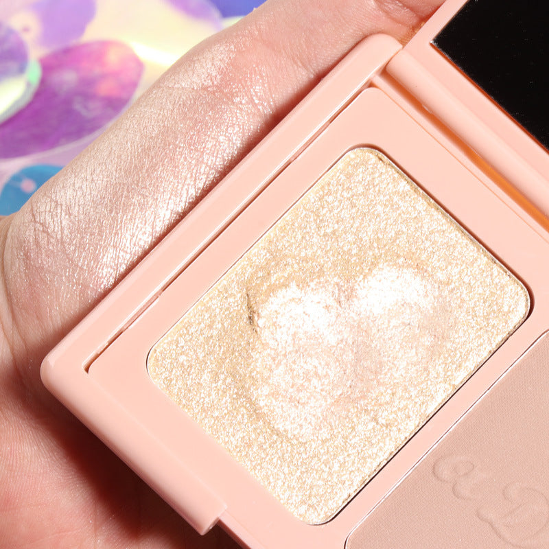 CmaaDU Two-tone blush highlighter and contouring palette - V.I.P Digital Presence