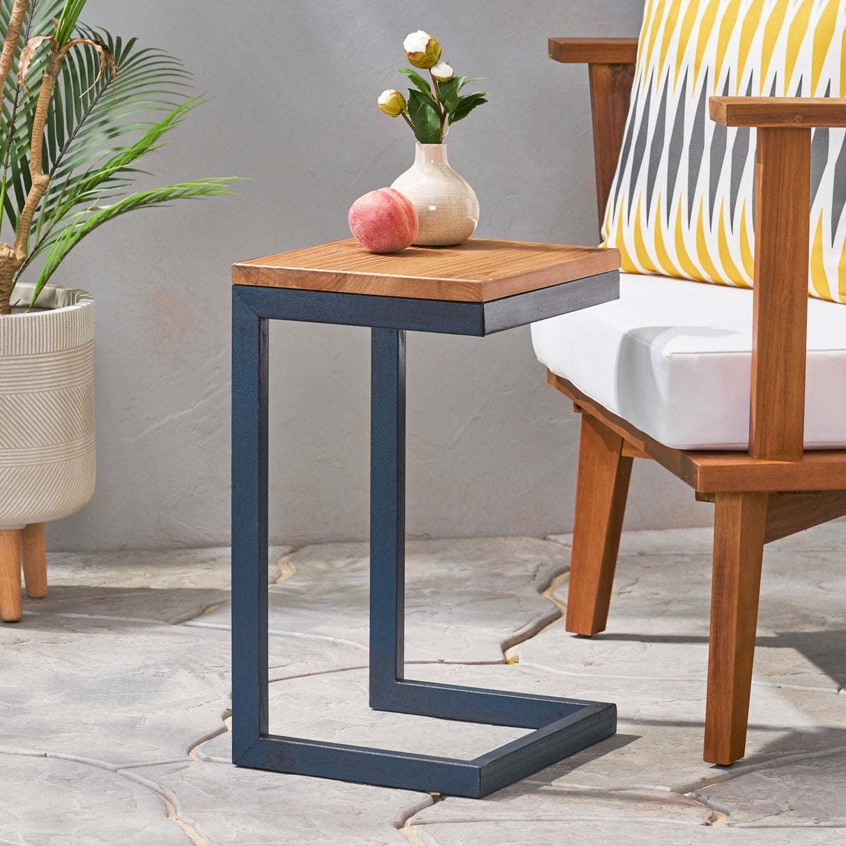 ACCENT TABLE-SMALL - V.I.P Digital Presence