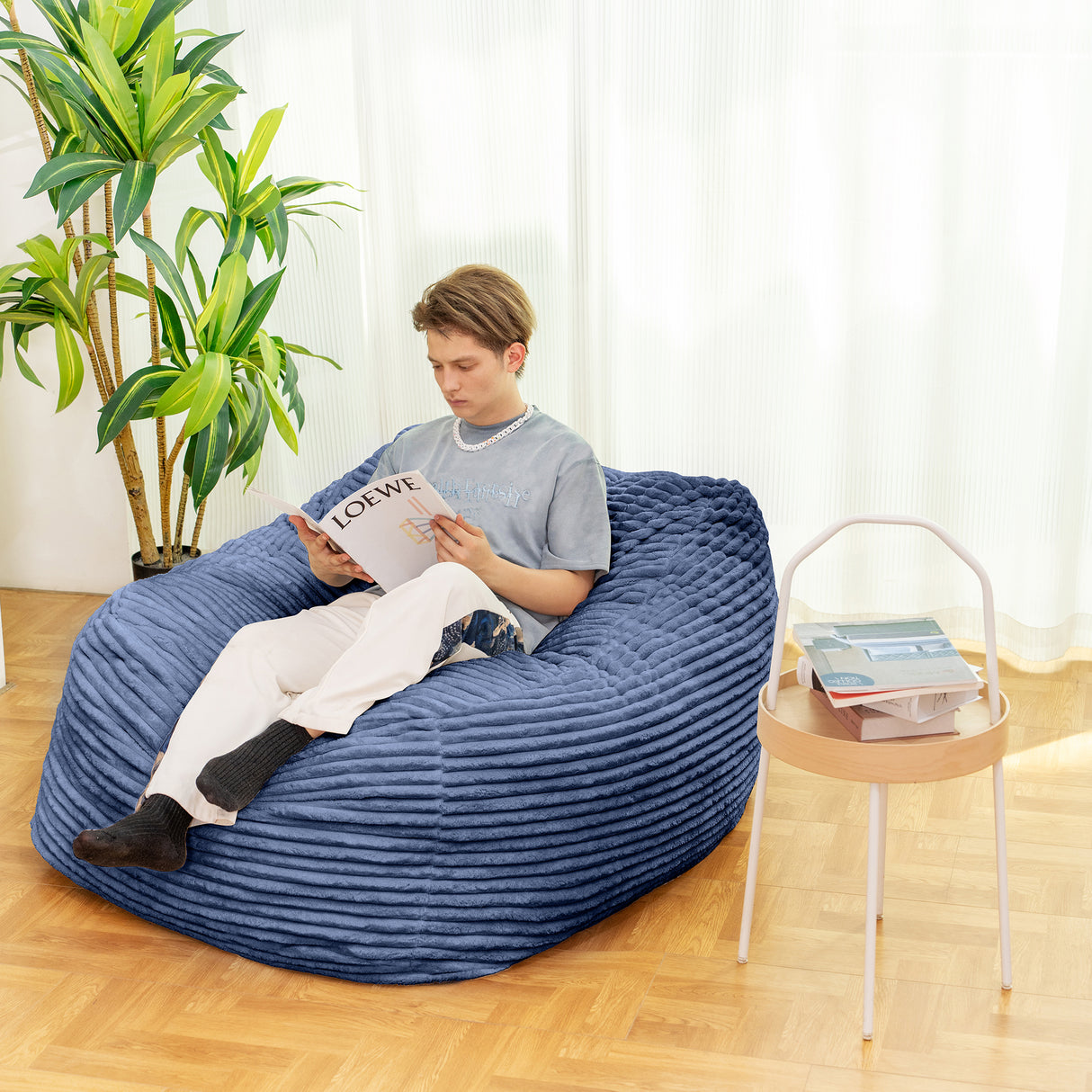Faux Fur Classic Bean Bag blue - V.I.P Digital Presence