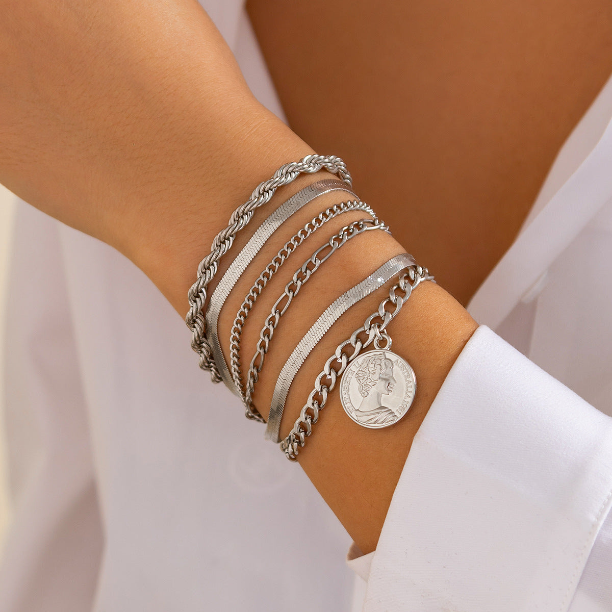 Ins round pendant Bracelet set irregular metallic flat snake chain bracelet - V.I.P Digital Presence