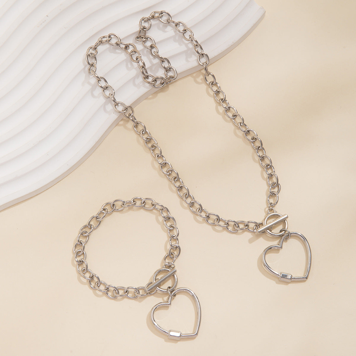 Cold and minimalist necklaces, versatile star shaped necklaces, sweet and cool French style heart-shaped necklace set, accessories - V.I.P Digital Presence