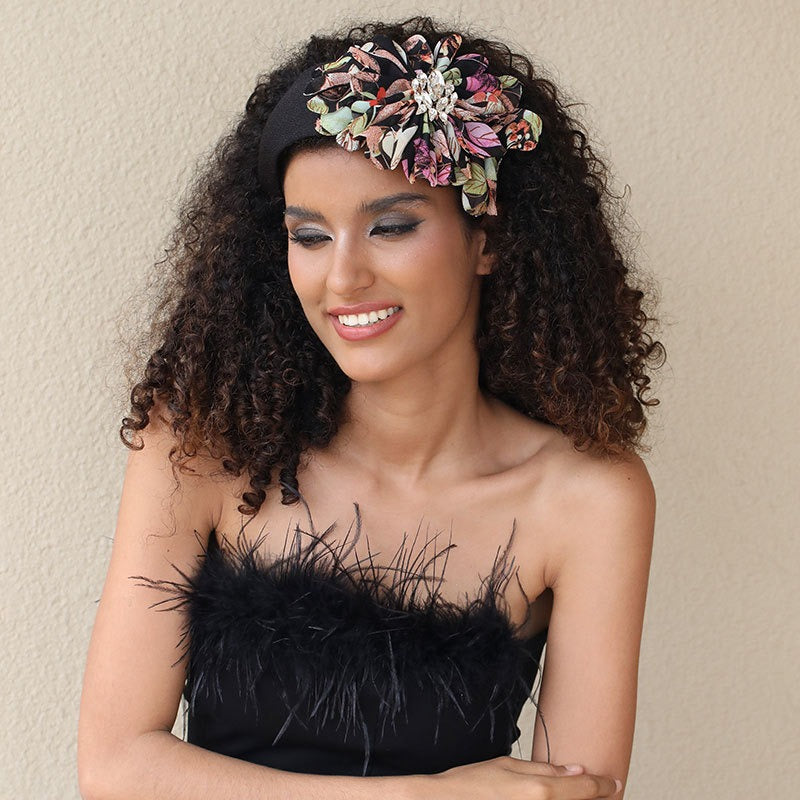 Handmade diamond inlaid fabric flower with teeth and anti slip exaggerated headband for women - V.I.P Digital Presence