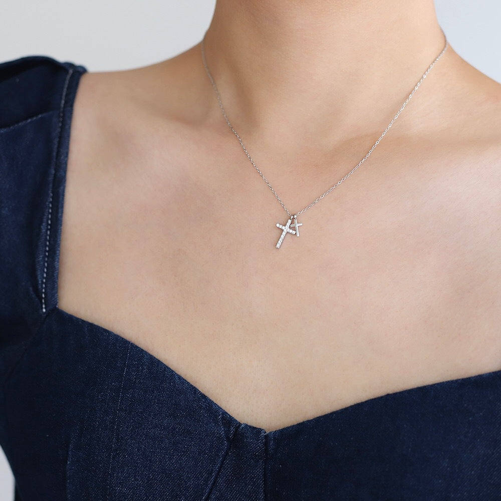Full diamond hip-hop fashion cross necklace with micro inlaid collarbone chain titanium steel silver non fading women's style - V.I.P Digital Presence