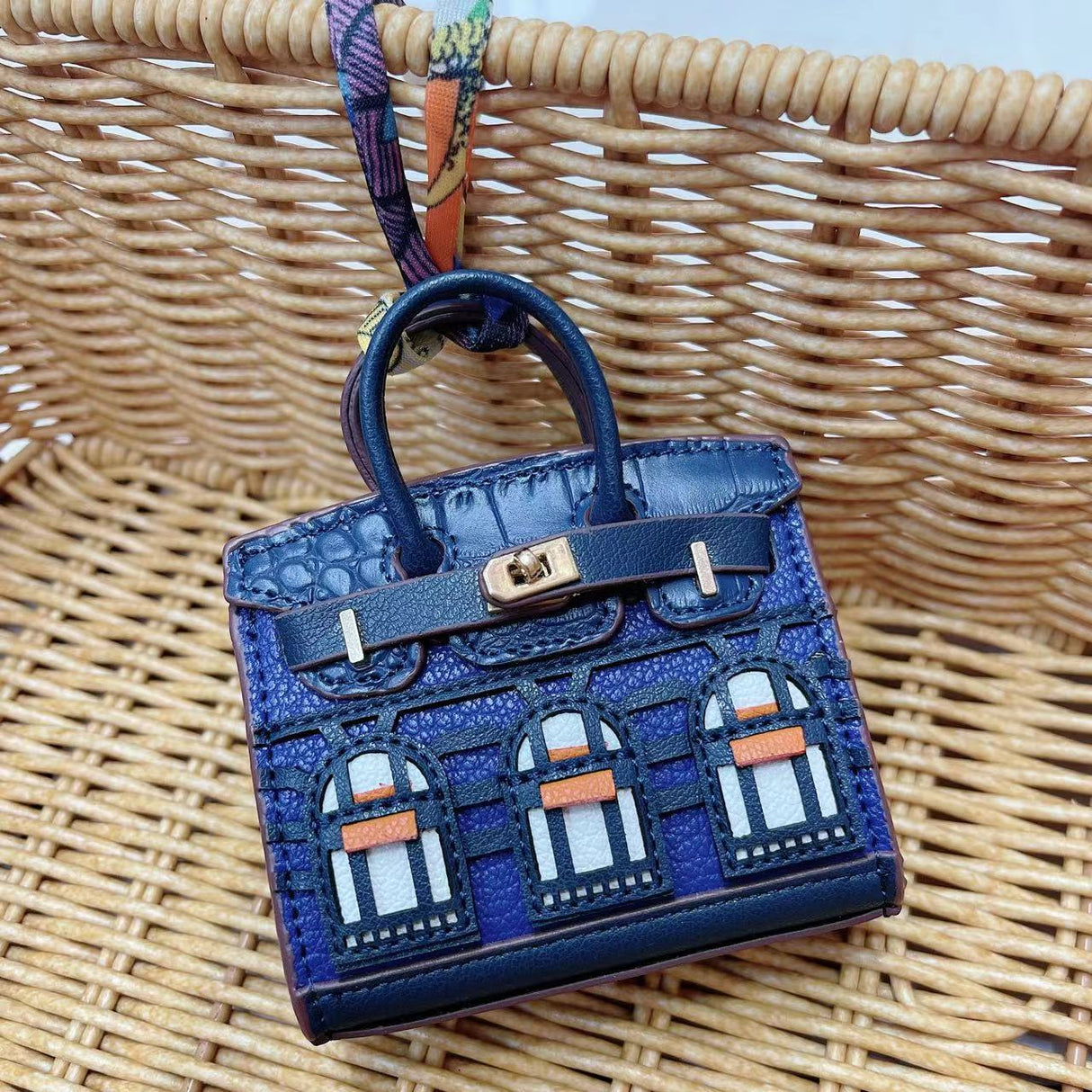 Small house bag mini window pendant headphone bag lipstick car key backpack backpack decoration - V.I.P Digital Presence