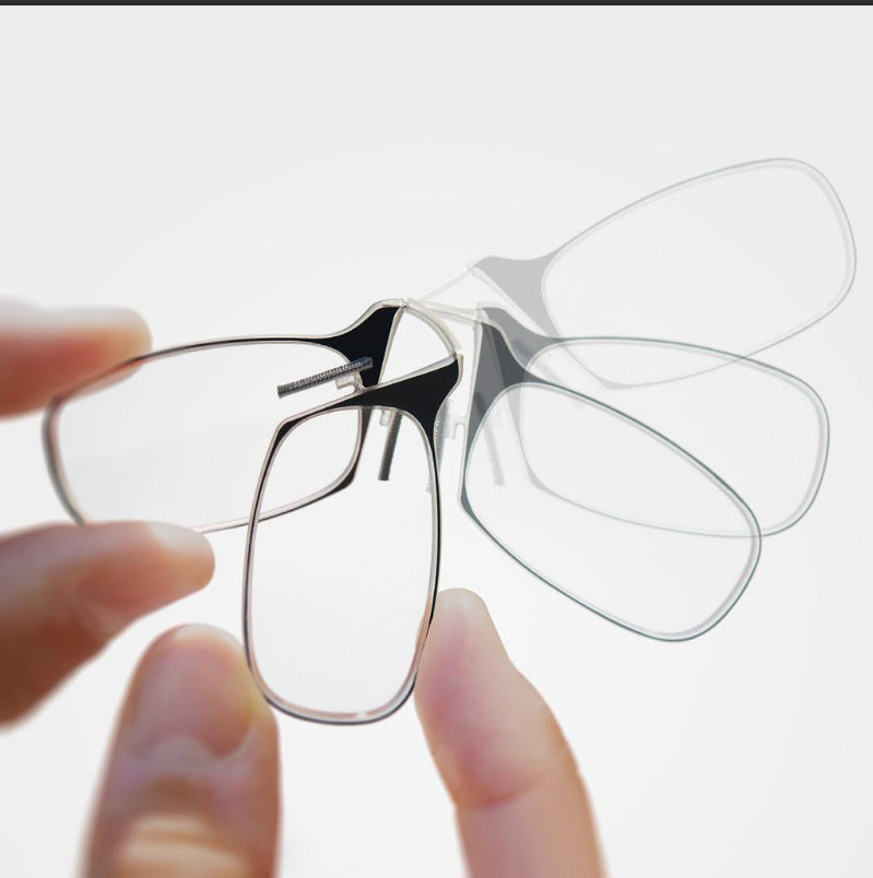 Nose clip presbyopic glasses keychain ultra lightweight carrying elderly glasses wallet glasses reading glasses - V.I.P Digital Presence