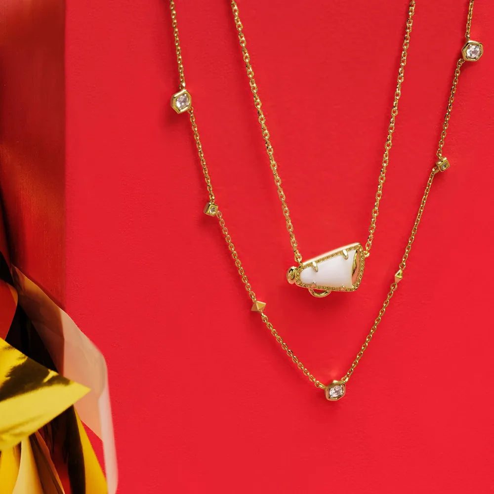 Sporty Element Resin Necklace - V.I.P Digital Presence