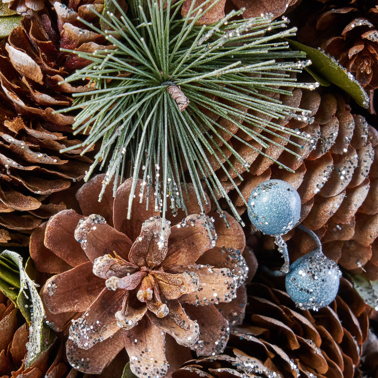 PINE CONE TABLE TOP TREE - V.I.P Digital Presence