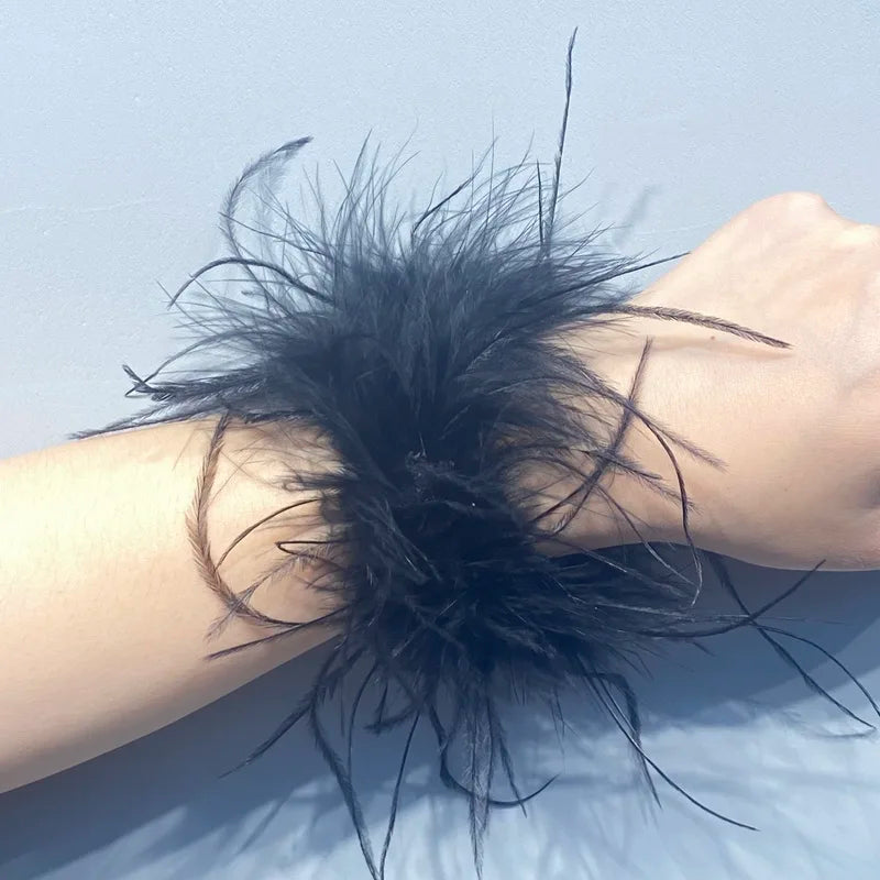 Real Ostrich feather cuff plumes bracelet for women white Cuffs pens Shirt with feathers girls fur cuffs ornament boa plume - V.I.P Digital Presence