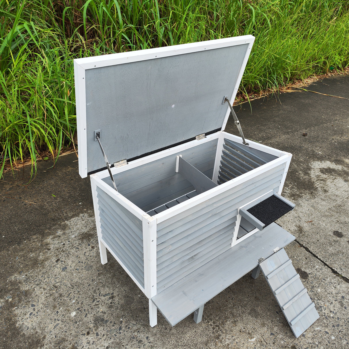 Outdoor Breathable Cat House for Outside Cats,Cat Shelter for Feral Cats with Escape Door,Porch Deck - V.I.P Digital Presence