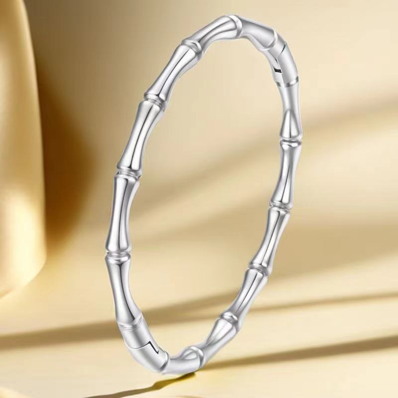 Stainless steel titanium steel bracelet for women non fading electroplated buckle jewelry for women - V.I.P Digital Presence