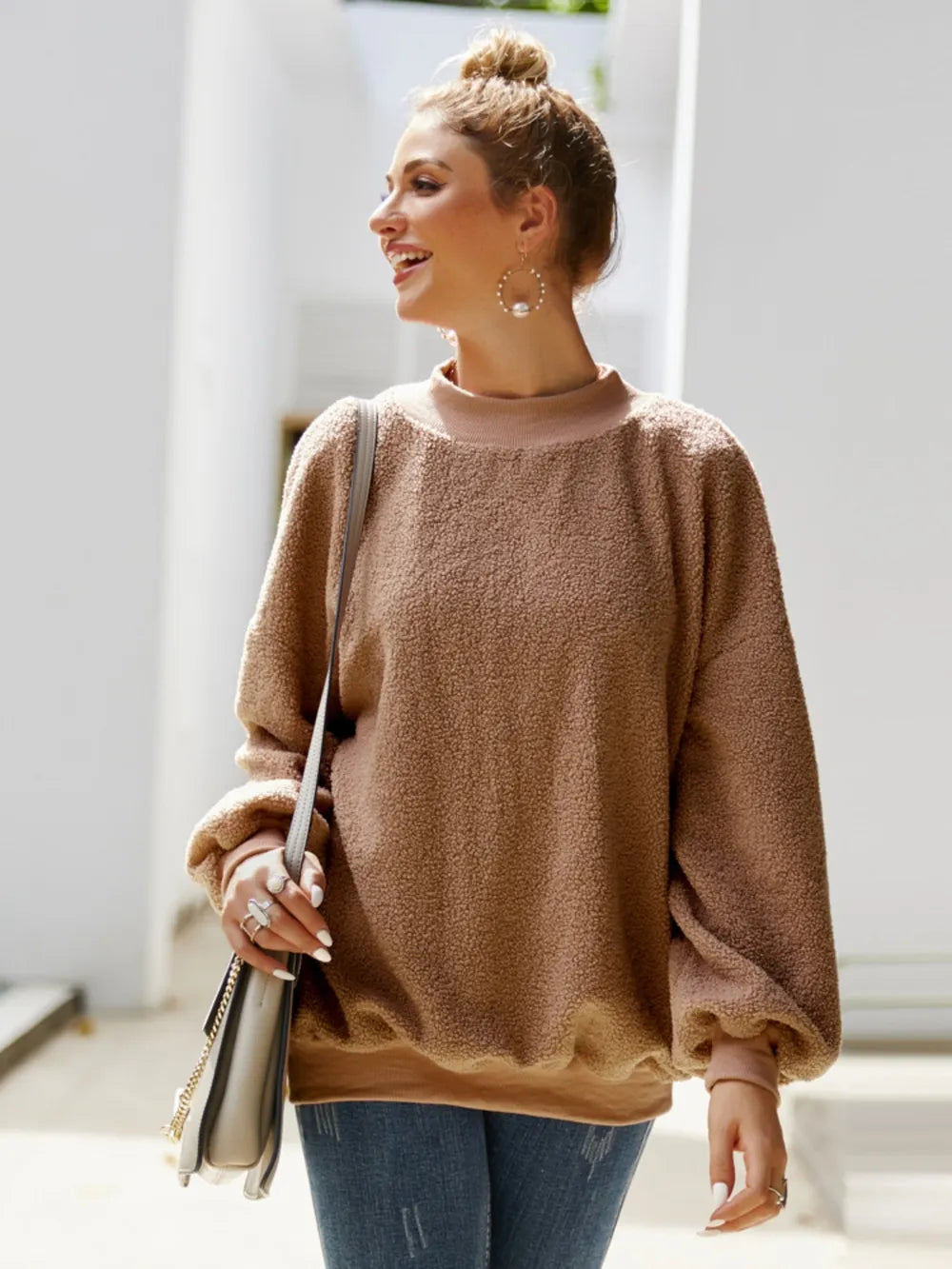 Casual round neck long sleeved velvet shirt women's top velvet shirt - V.I.P Digital Presence