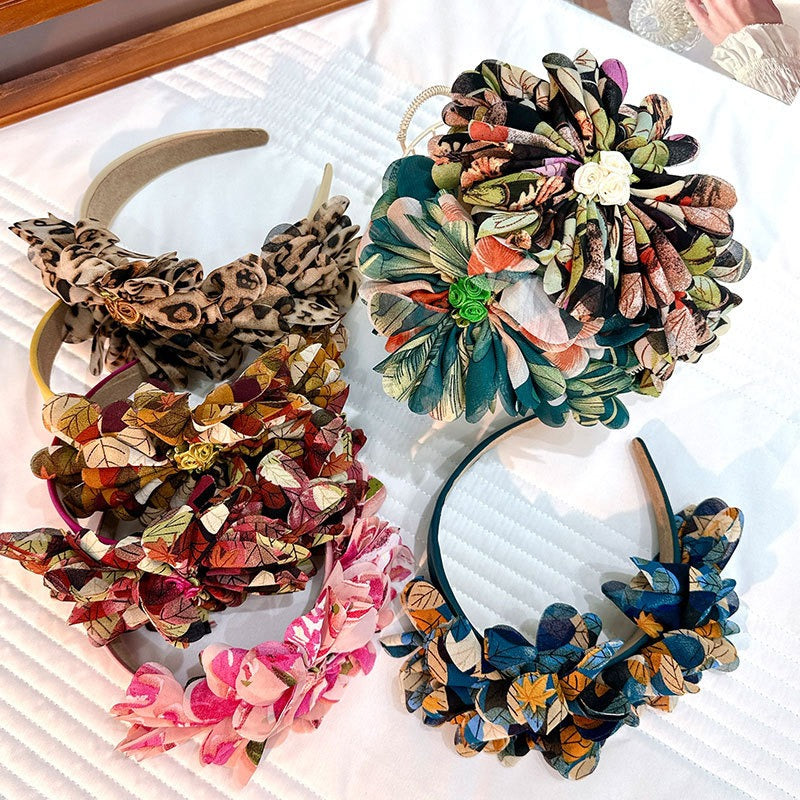 Exaggerated fabric oversized flower and leaf pattern headband - V.I.P Digital Presence