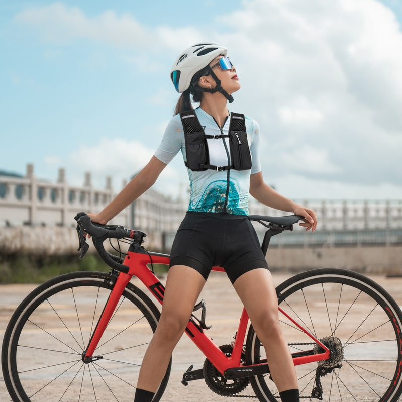 Hydration vests for sports, ultralight backpacks, bike water bags. - V.I.P Digital Presence