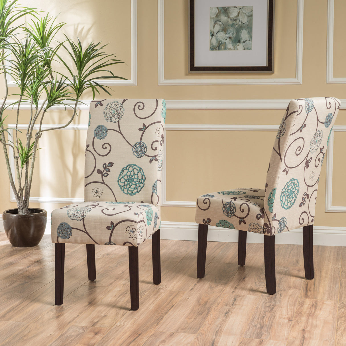 DINING CHAIR - V.I.P Digital Presence