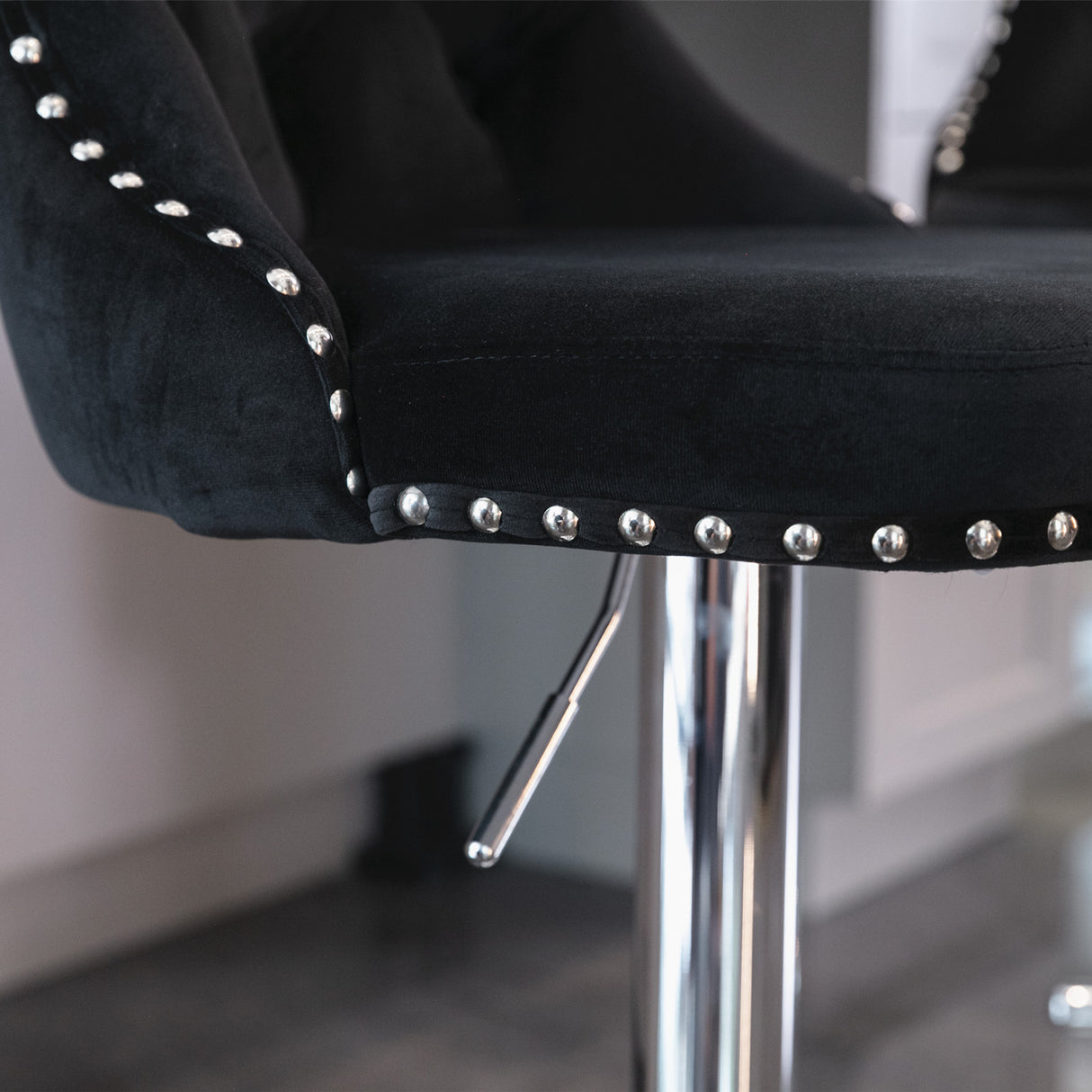 25-33 Inch, Modern Upholstered Chrome base Bar Stools with Back Comfortable Tufted for Home Pub and Kitchen Island(Black,Set of