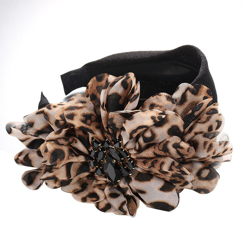 Diamond inlaid fabric flower toothed anti slip exaggerated headband - V.I.P Digital Presence