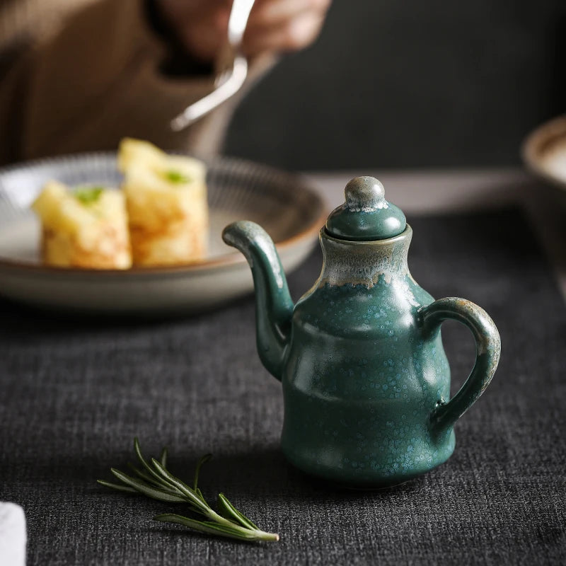 Ceramic Blue and White Kuibai Oil Pot Vinegar Bottle Oil Bottle Vinegar Pot Seasoning Pot Soy Sauce Hotel Restaurant - V.I.P Digital Presence