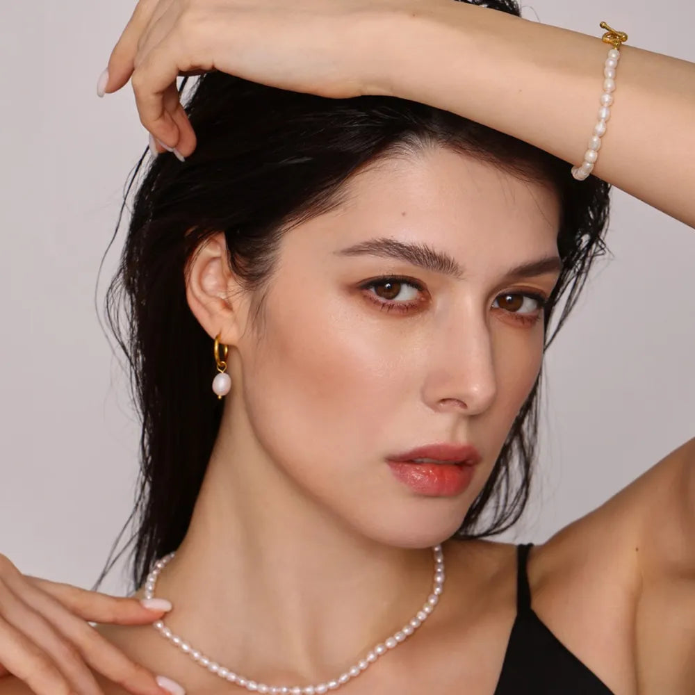 Pearl Necklace, Bracelet and Earrings 4-Piece Jewelry Set - V.I.P Digital Presence