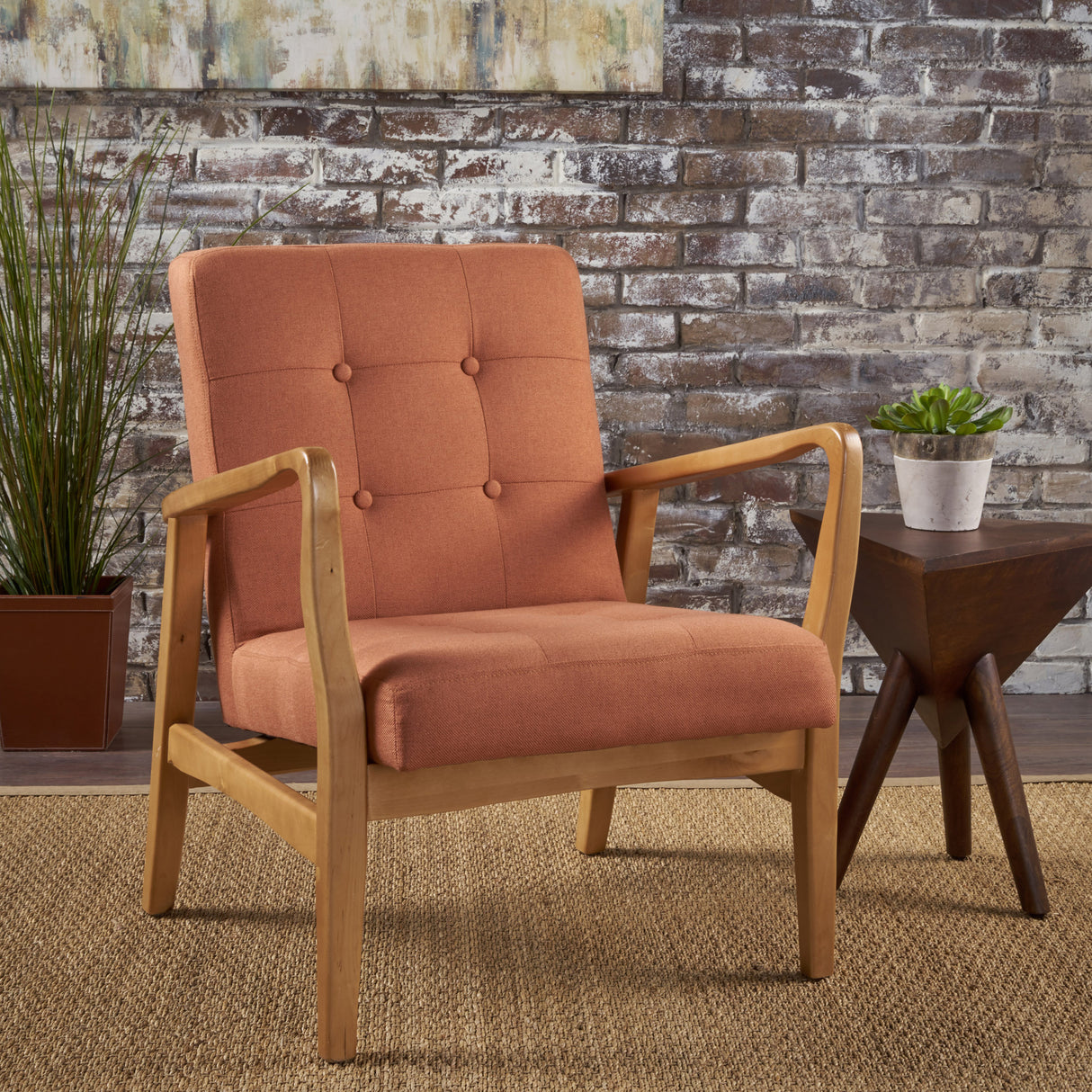 CLUB CHAIR - V.I.P Digital Presence