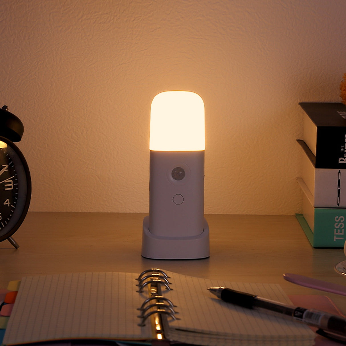 Intelligent infrared human body sensor light, LED sensor light, night light, dimming, USB charging, bedroom bedside lamp - V.I.P Digital Presence