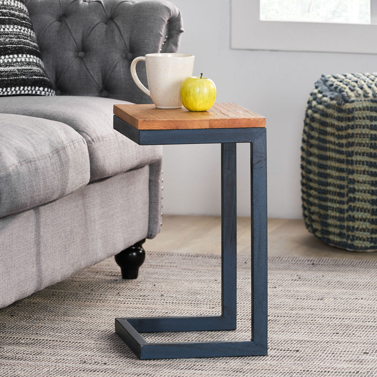 ACCENT TABLE-SMALL - V.I.P Digital Presence