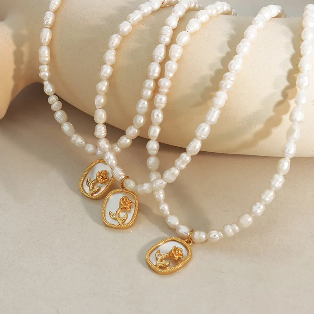 French Baroque freshwater pearl chain oval plate inlaid with zircon colored shell relief flower necklace - V.I.P Digital Presence