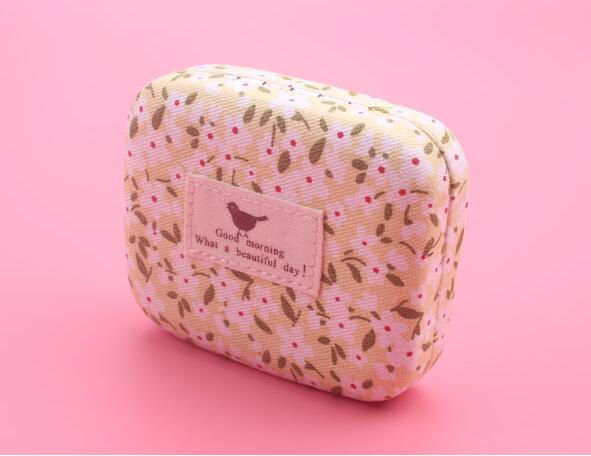 Cute Eyelash Case for Strip False Eyelashes Portable Lash Cases for Pretty Girl Smart Eyelash Tools - V.I.P Digital Presence