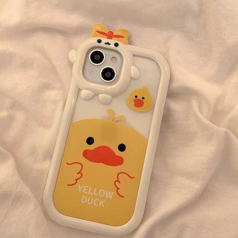 Funda de teléfono con diseño de oso fresa y monstruo pequeño para iPhone 13/12/11/XS/7plus, transparente de TPU.
