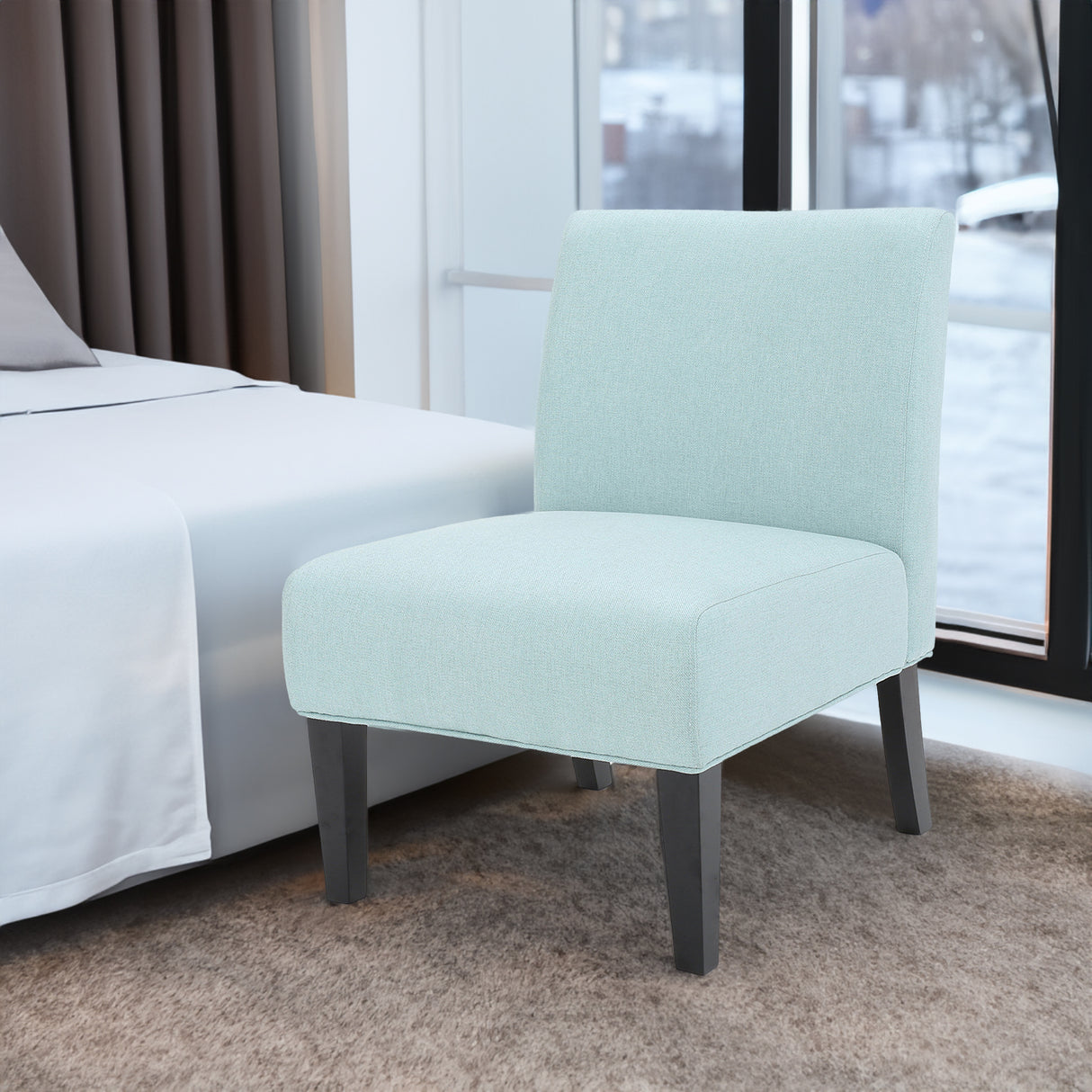 ACCENT CHAIR - V.I.P Digital Presence