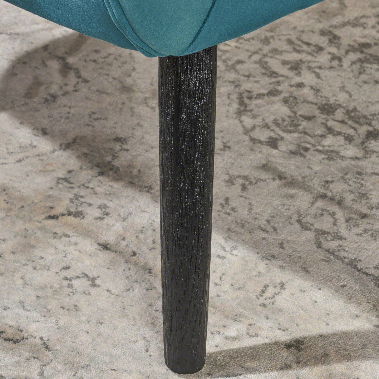 ARM CHAIR - V.I.P Digital Presence