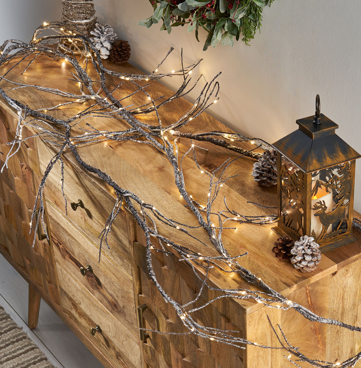 18FT PAPER GARLAND WITH LED LIGHTS - V.I.P Digital Presence