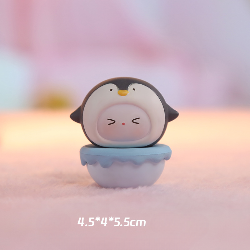 Comes with fragrance and a wobbly figurine gift Office decoration figurine resin tabletop cute little ornament - V.I.P Digital Presence